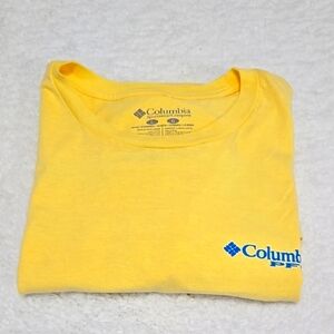 Columbia Men's Yellow T-Shirt